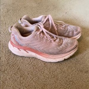 Clifton 6 Outdoor Voices x HOKA